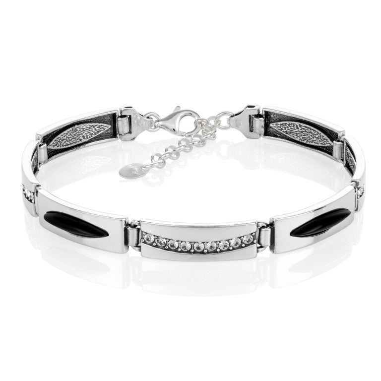 Ein Armband mit Onyx, aus 925 Silber, Anlaufgeschützt Breite 7 mm, Länge 18-21 cm