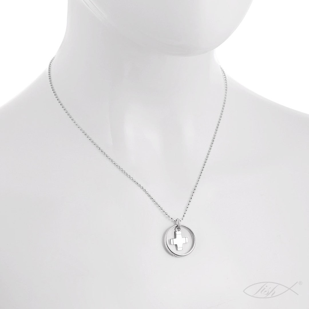 Ein Taufring-Anhänger, aus 925 Silber, Anlaufgeschützt, ca. 18 mm (ohne Kette)