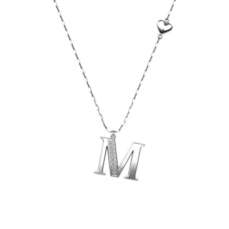 Ankerkette mit einem Buchstaben "M"-Anhänger und einem kleinen Herz, aus 925 Silber, Breite ca. 1 mm, Länge 42 + 3 cm