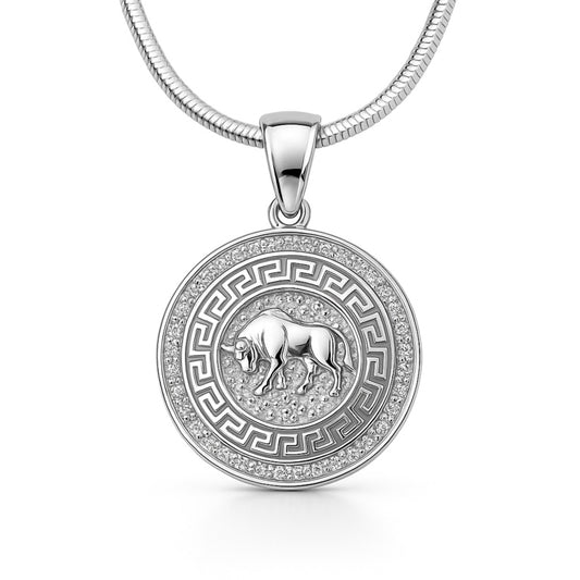 Ein Sternzeichenanhänger Stier, aus 925 Silber, Anlaufgeschützt, Durchmesser ca.  (ohne Kette)