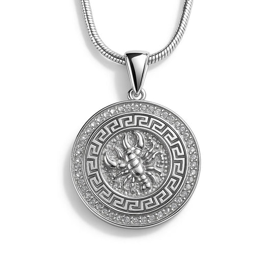 Ein Sternzeichenanhänger Krebs, aus 925 Silber, Anlaufgeschützt, Durchmesser ca.  (ohne Kette)