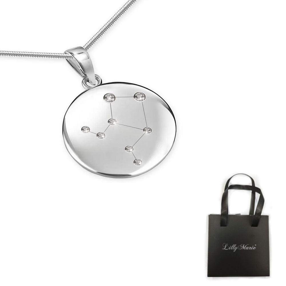 Eine Silberkette mit Sternzeichen Waage-Anhänger und Armband mit Verpackung für Vitrine/Geschenkläden