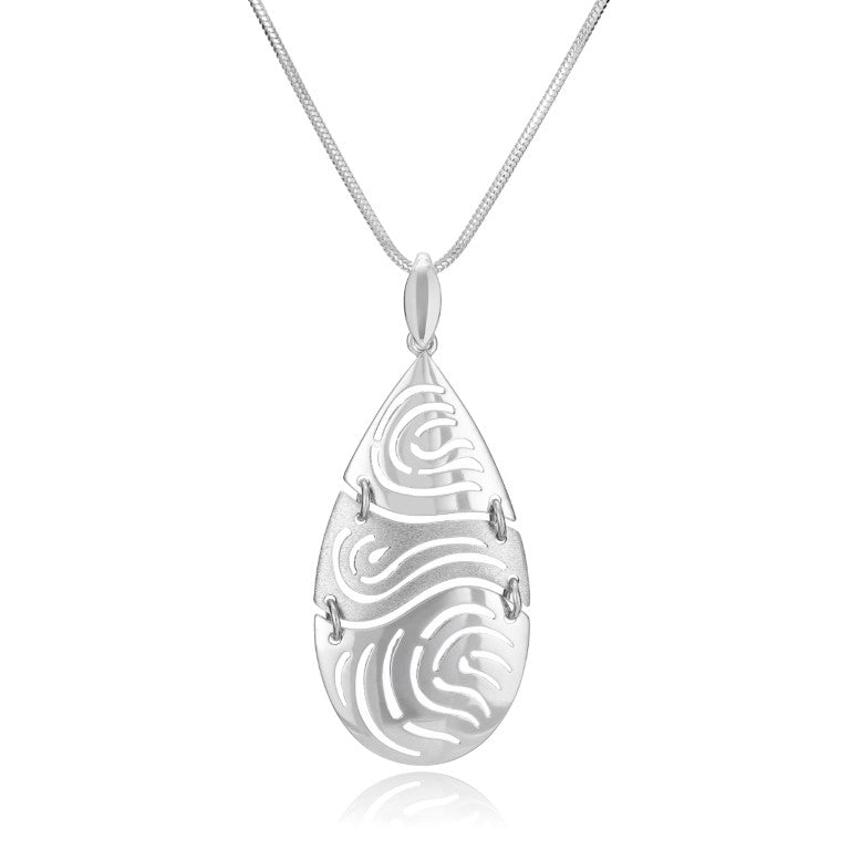 Tropfenförmiger Anhänger aus 925 Silber, Anlaufgeschützt, ca. 40 mm x 26 mm (ohne Kette)