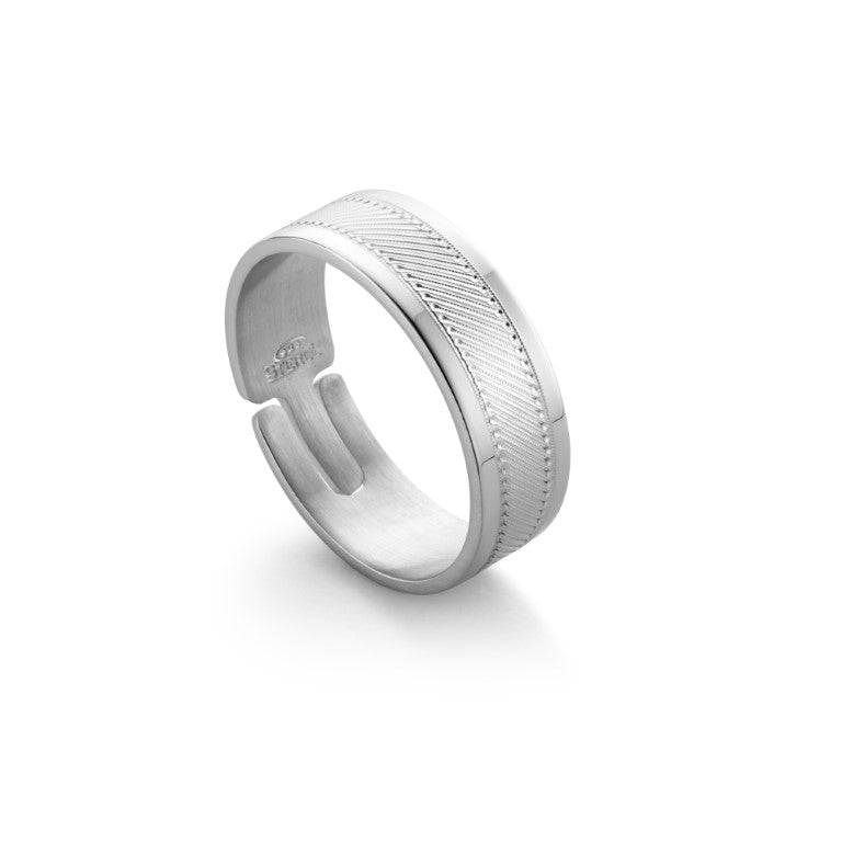 Ein Herrenring, Einheitsgröße, aus 925 Silber, ca. 20 mm x 12 mm